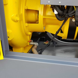 Pompe de transfert et sa vanne de vidange. Motopompe 500m3/h